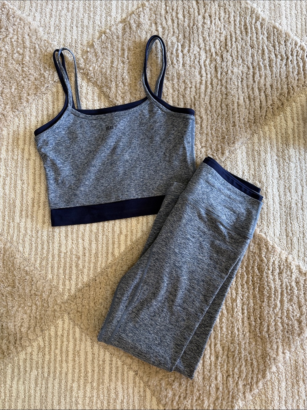 SET Active Above the Clouds Formcloud set (size M)